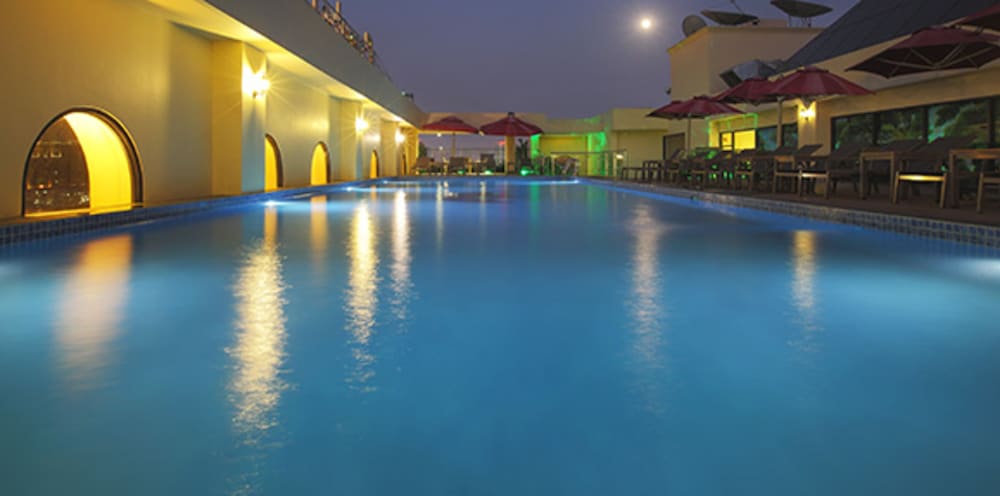 Фото MerPerle Crystal Palace Hotel