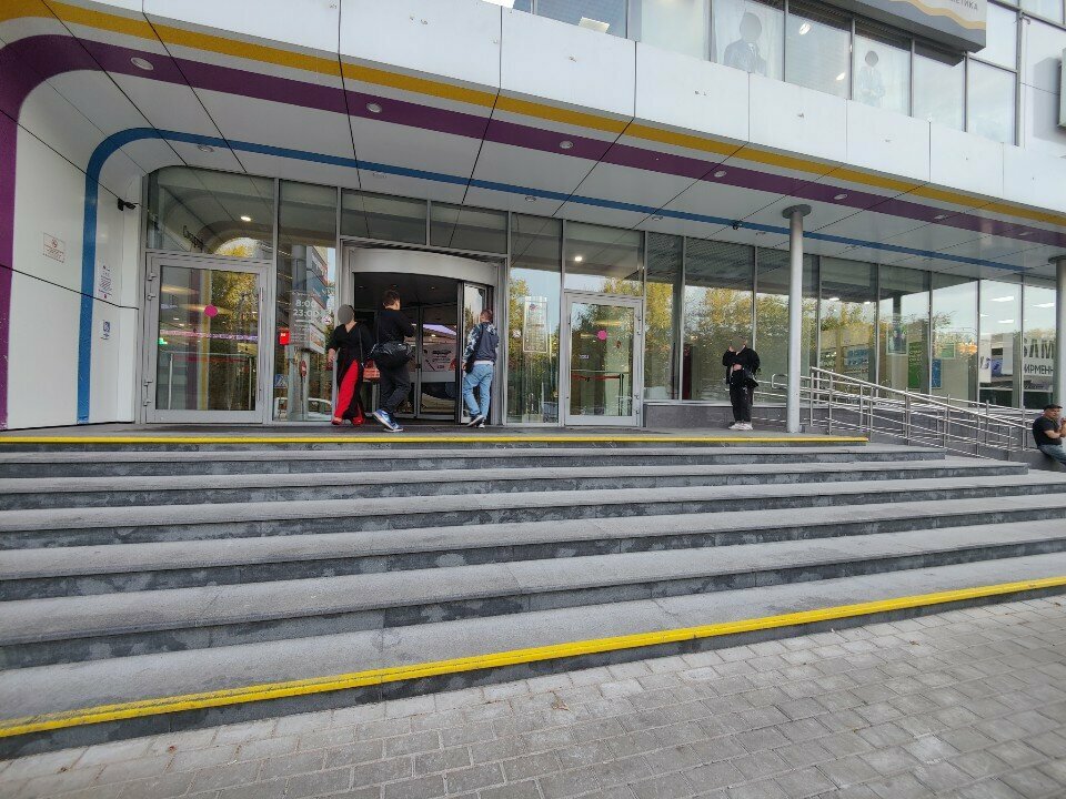 Mobile network operator T2, Lubercy, photo