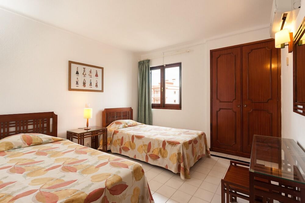 Фото Apartamentos do Parque