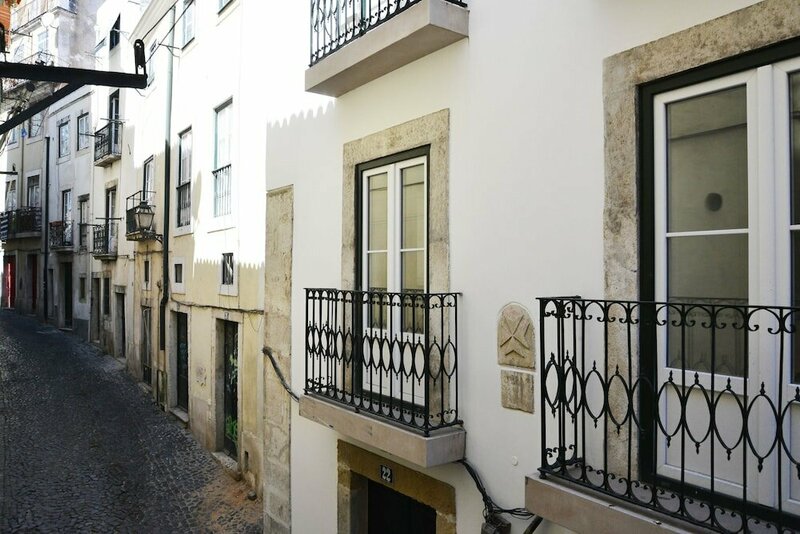 Апартаменты Hello Lisbon Castelo Apartments в Лиссабоне