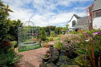 Фото Tivoli Homestay