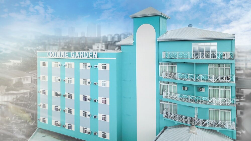 Фото отеля 1