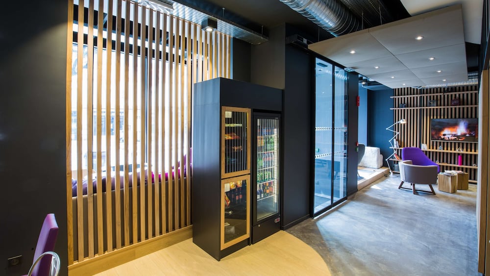 Фото Campanile Rennes Centre Gare