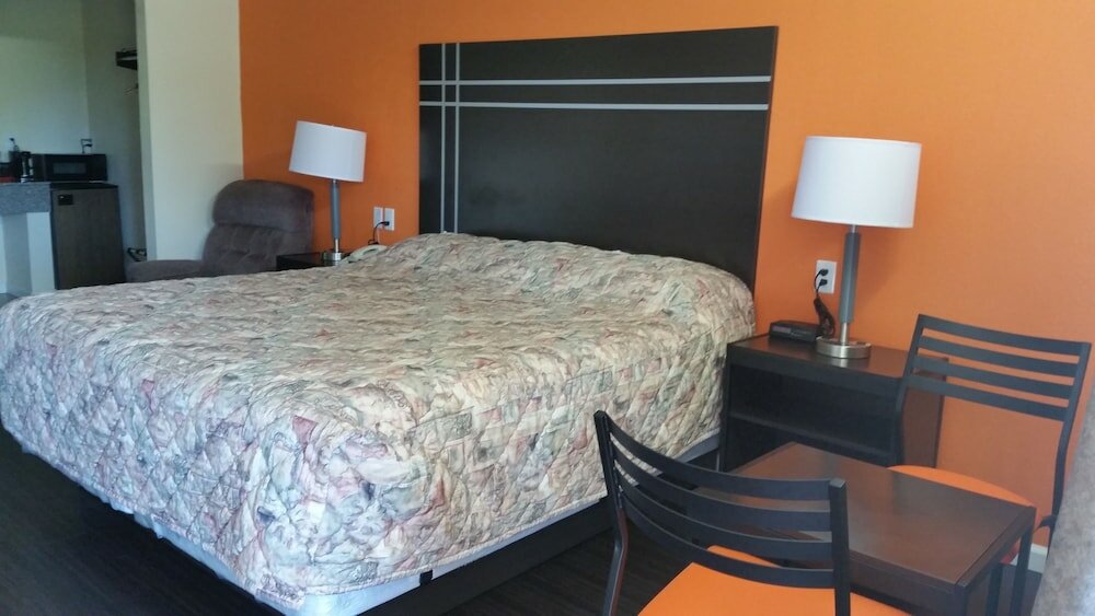 Фото The Heart of Texas Motel