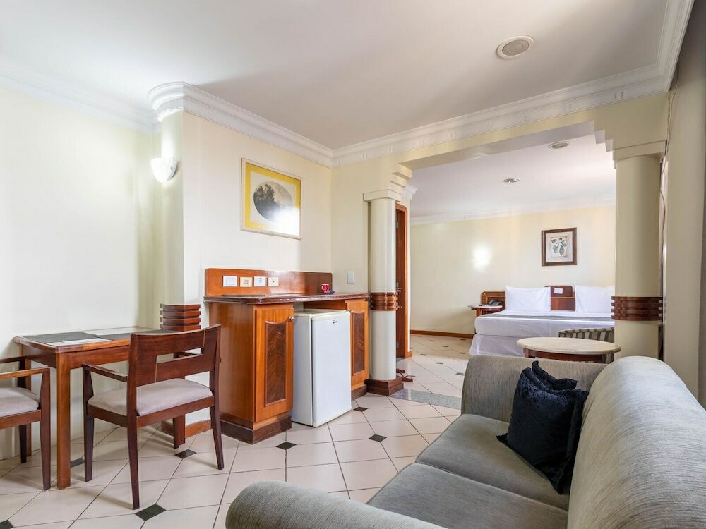 Фото Umuarama Plaza Hotel