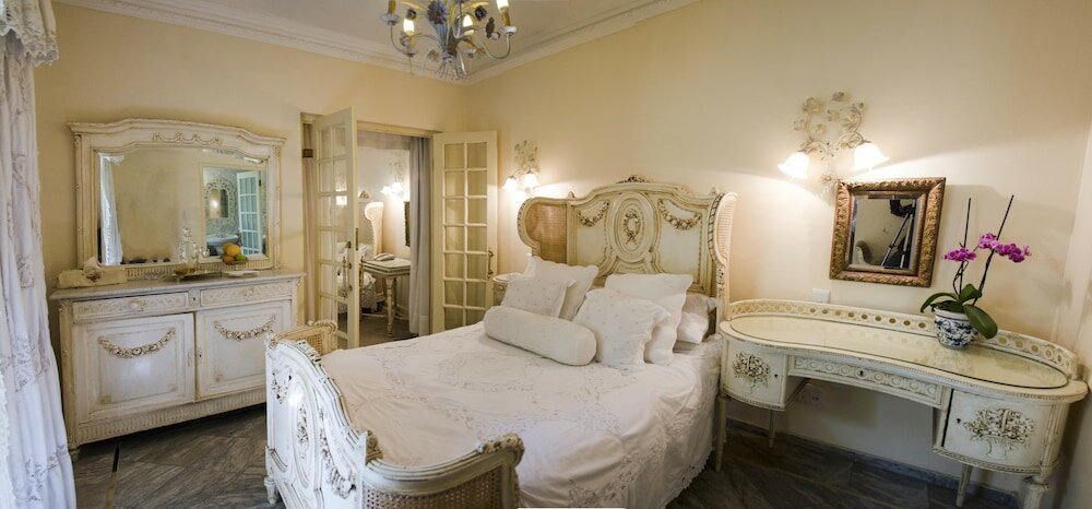 Фото Illyria House