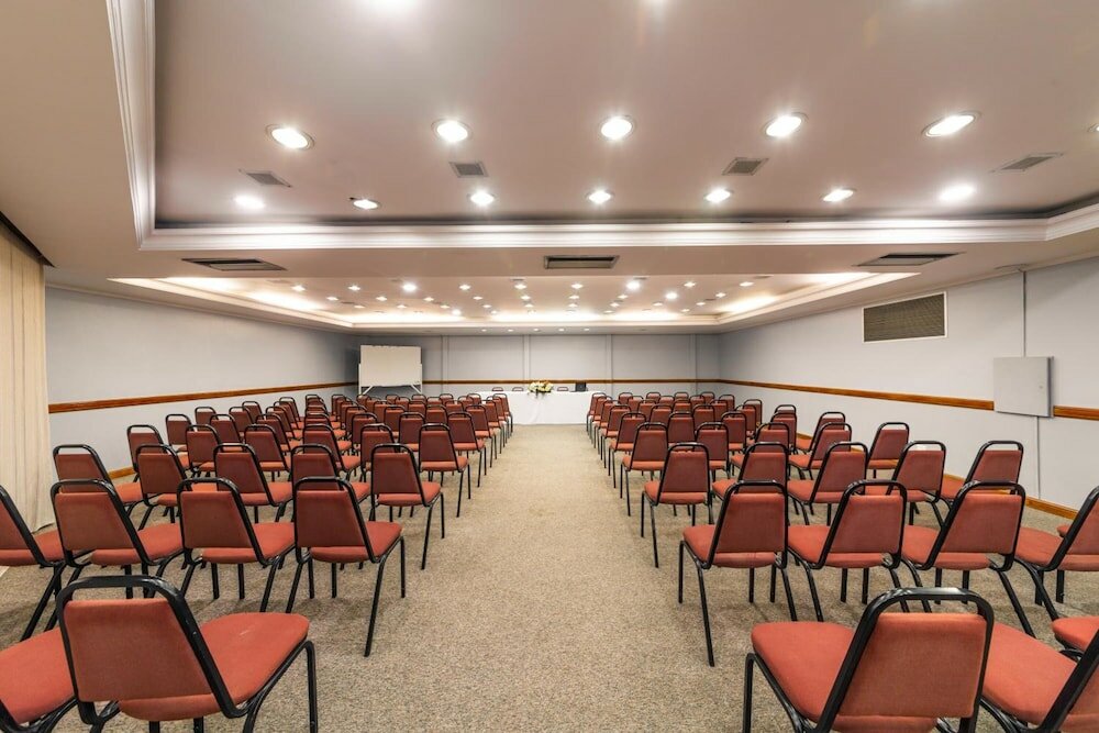 Фото Rede Andrade Vernon