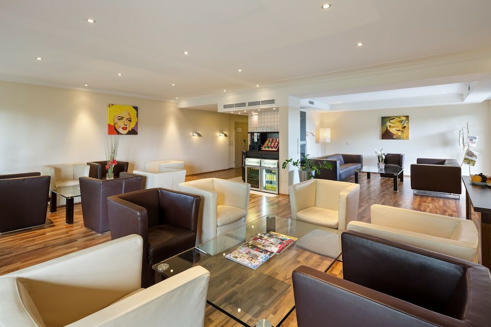 Фото Eventhotel Pyramide