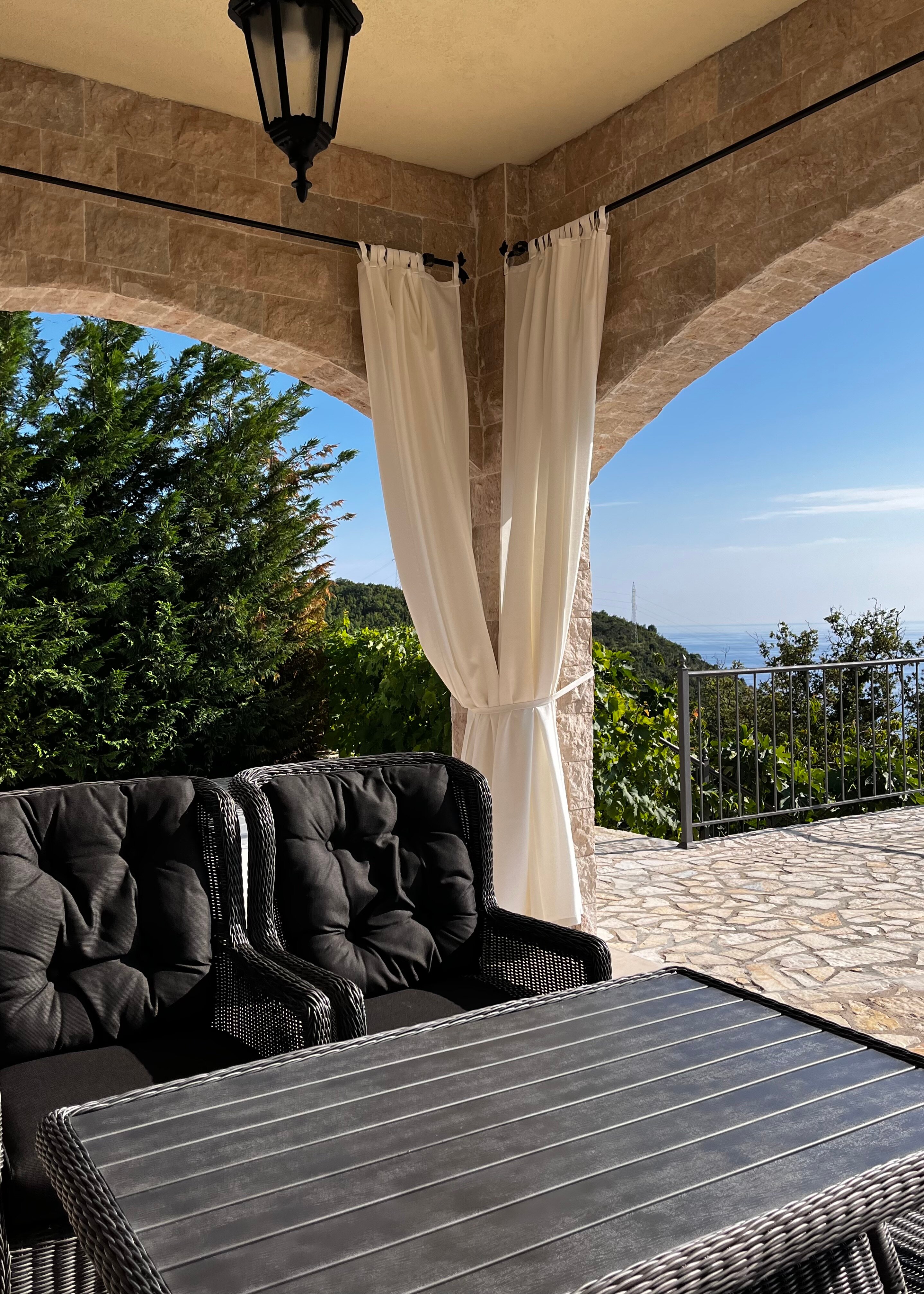 Фото Oak Leaf Residences