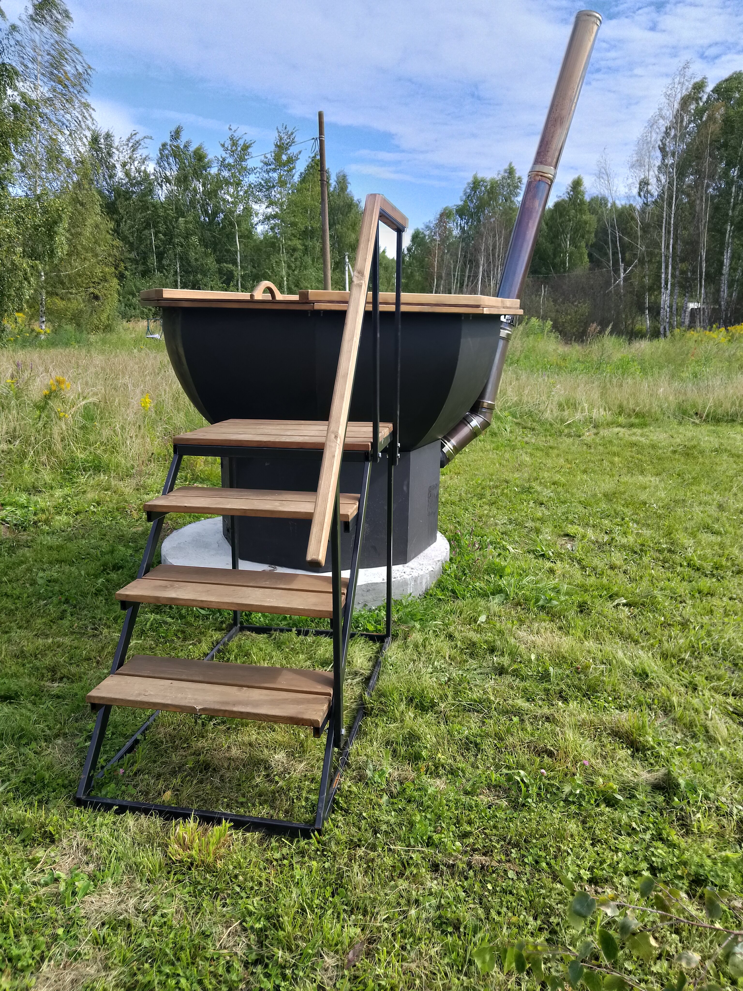 Фото У озера Тасканка