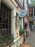 Coffee Lars (Dzmebi Zubalashvili Street, 8) ، مقهى