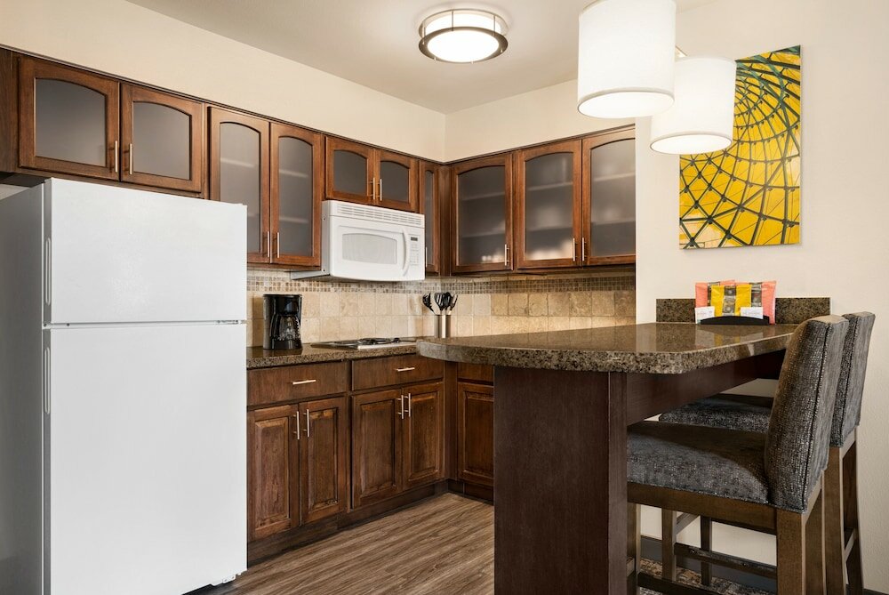 Фото Staybridge Suites Oklahoma City-Quail Springs, an Ihg Hotel