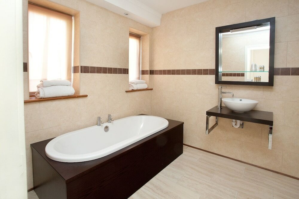 Фото The Victoria Hotel