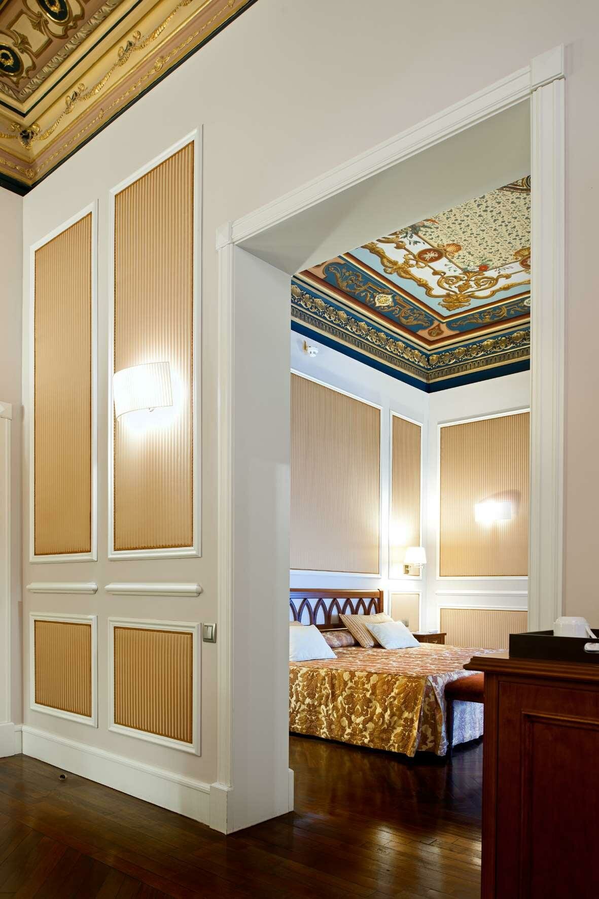 Фото Catalonia Las Cortes