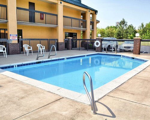 Гостиница Quality Inn Thornburg