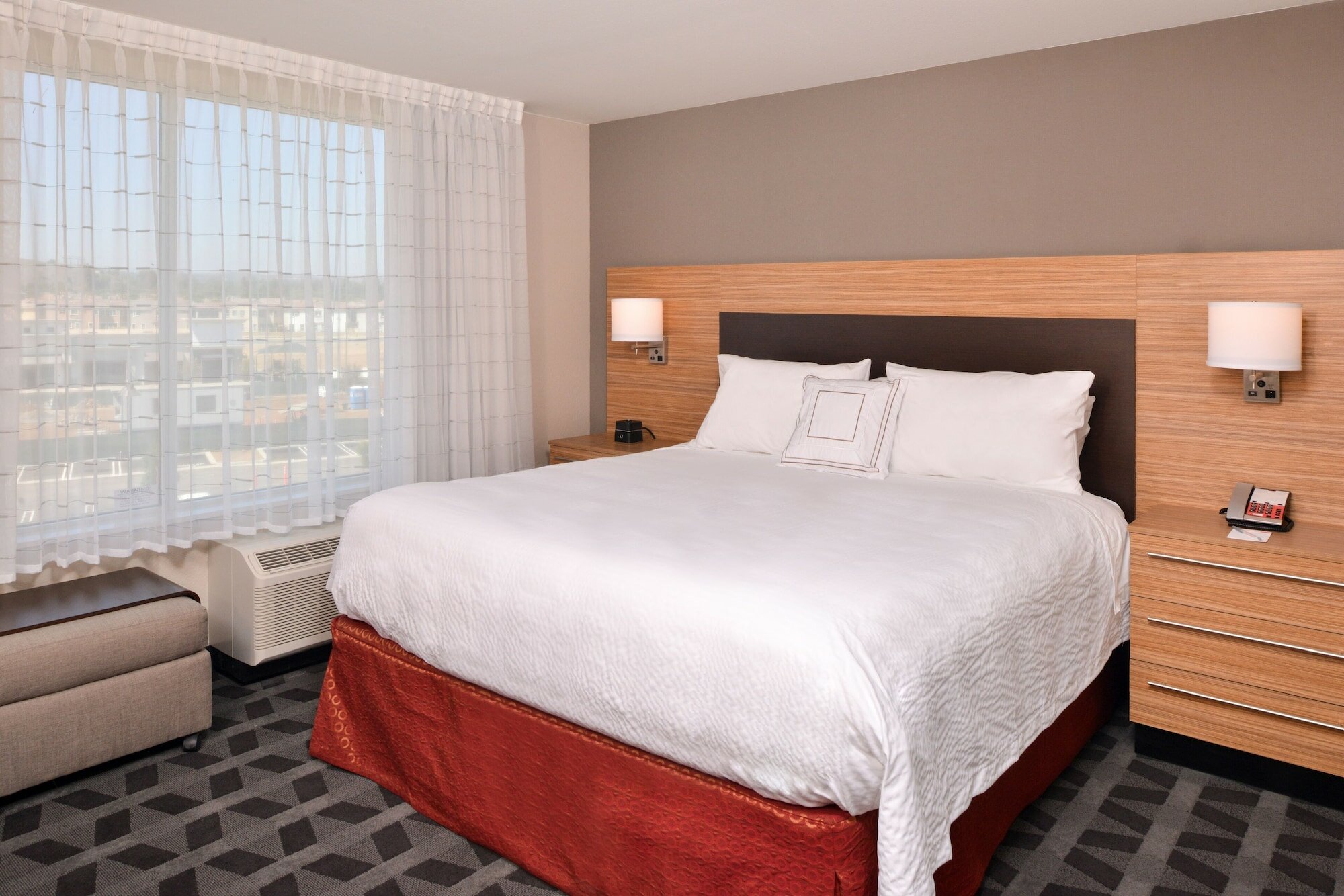 Фото TownePlace Suites by Marriott Ontario Chino Hills