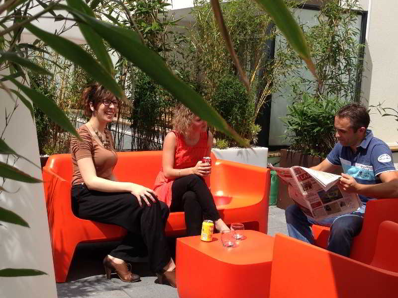 Фото Apparthotel Privilodges Carré de Jaude