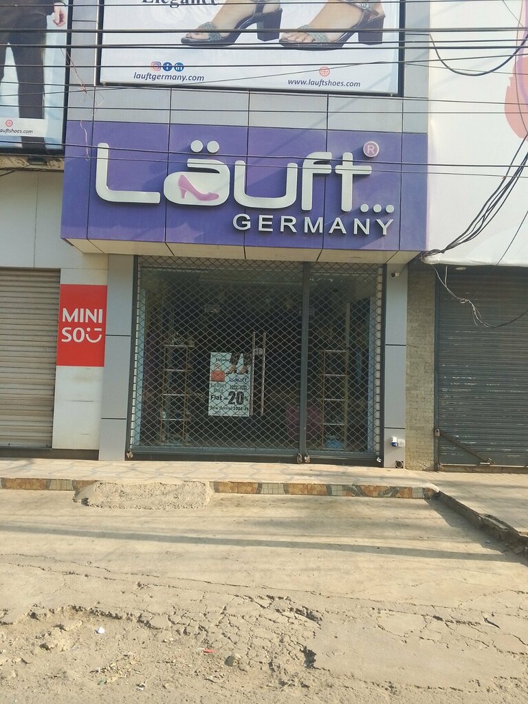 Shoe store Lofut shoes, Lahore, photo