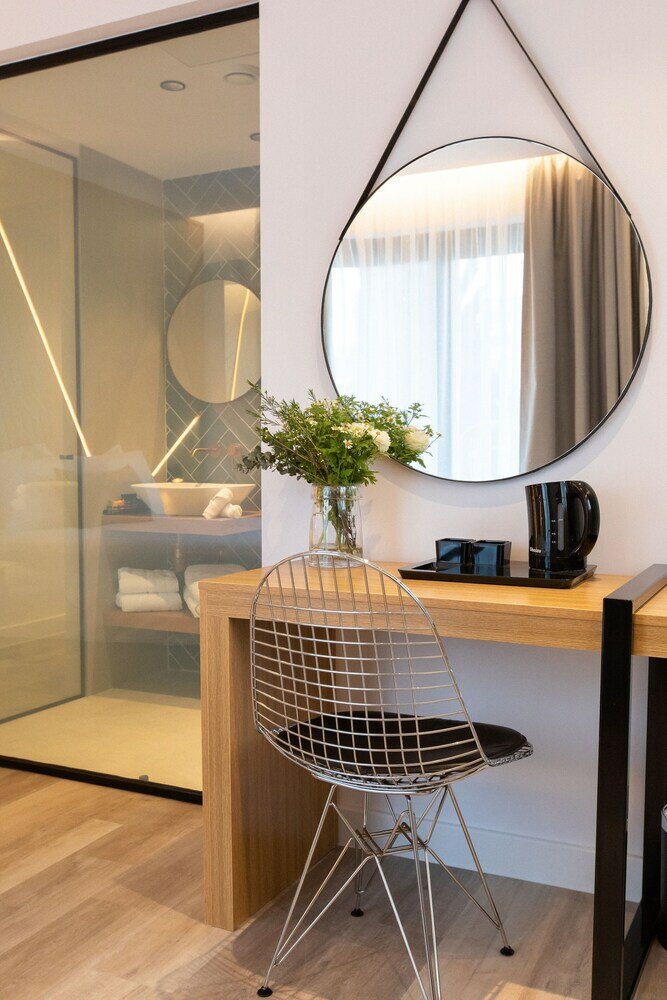 Фото Old Port Hotel