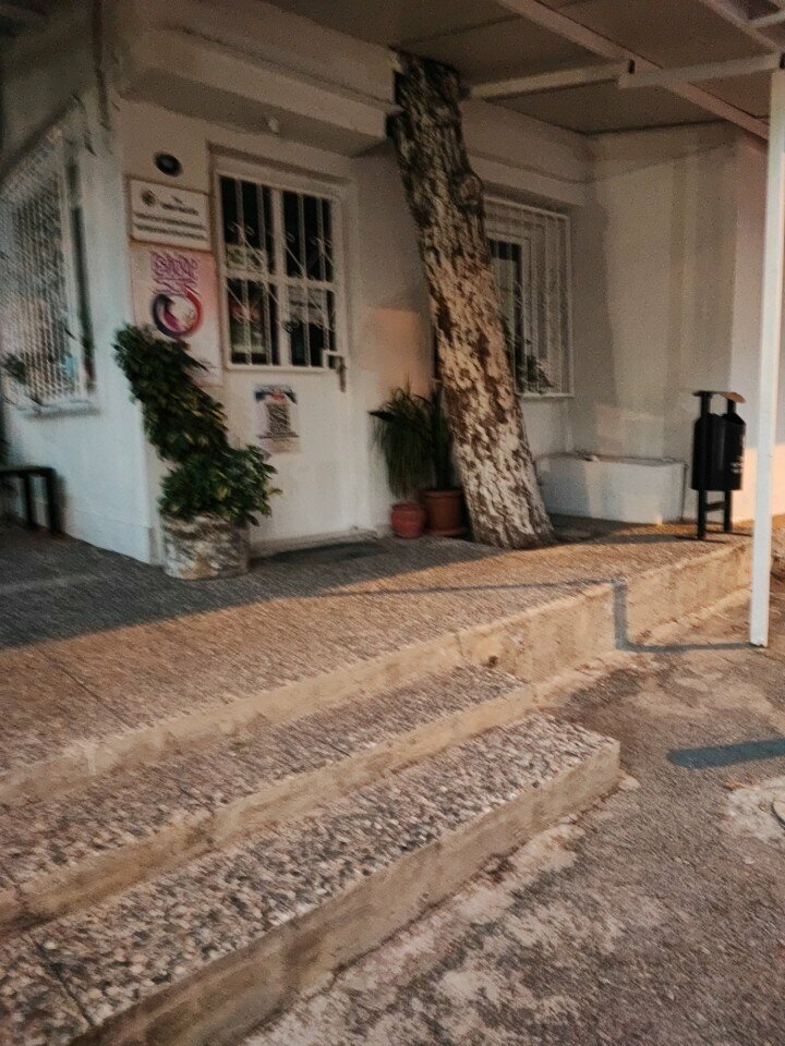 Mukhtars Yigitler Neighborhood Headman's Office, Izmir, photo