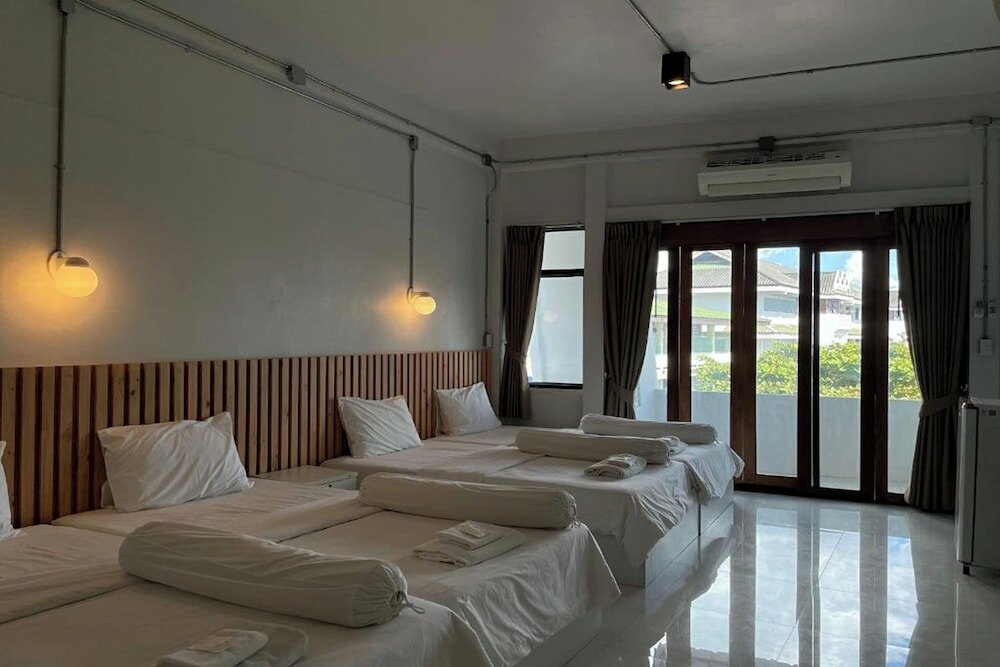 Фото Tch Boutique Hotel & Hostel