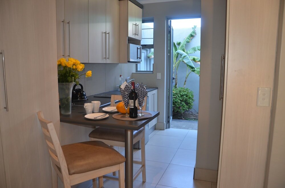 Фото Be Still Accommodation