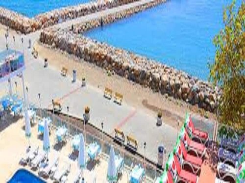 Гостиница Отель Ucem Otel Golden Sea в Эдремите