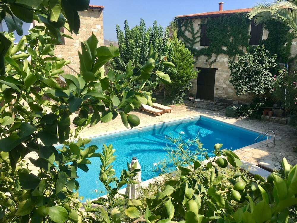 Фото Porfyrios Country House