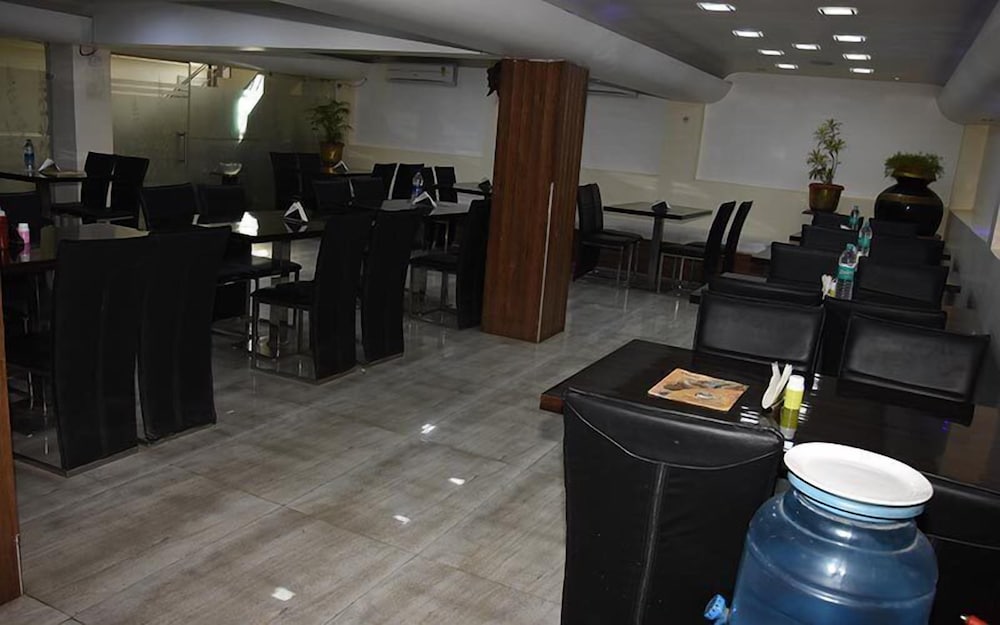 Фото Hotel Ganpati