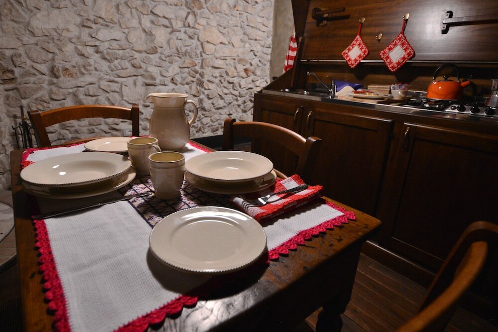 Фото Robur Marsorum Albergo Diffuso