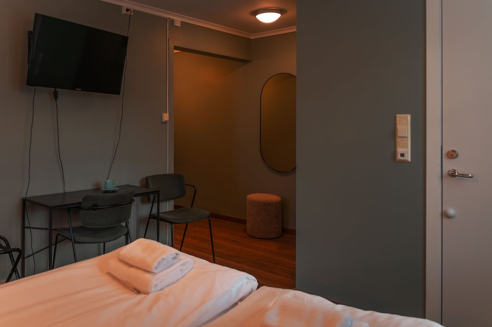 Фото Trolltunga Hotel