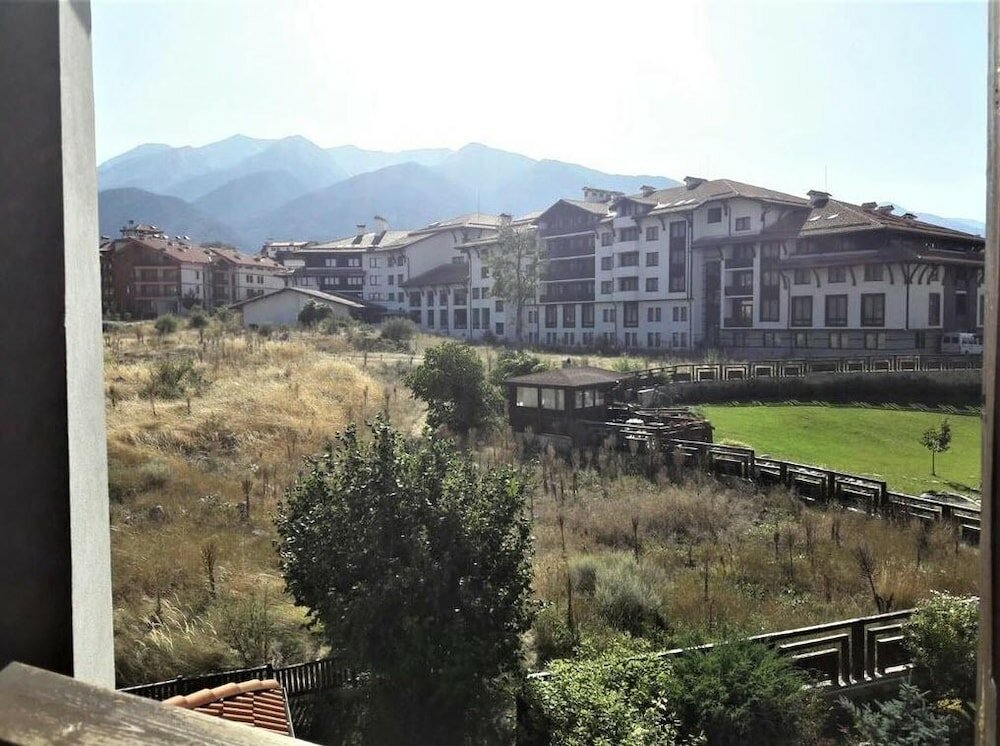 Фото Edelweiss Inn Aparthotel Bansko