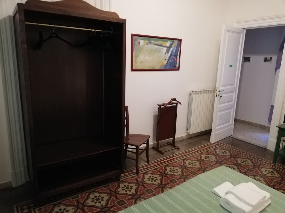 Фото B&b Aloi Rooms