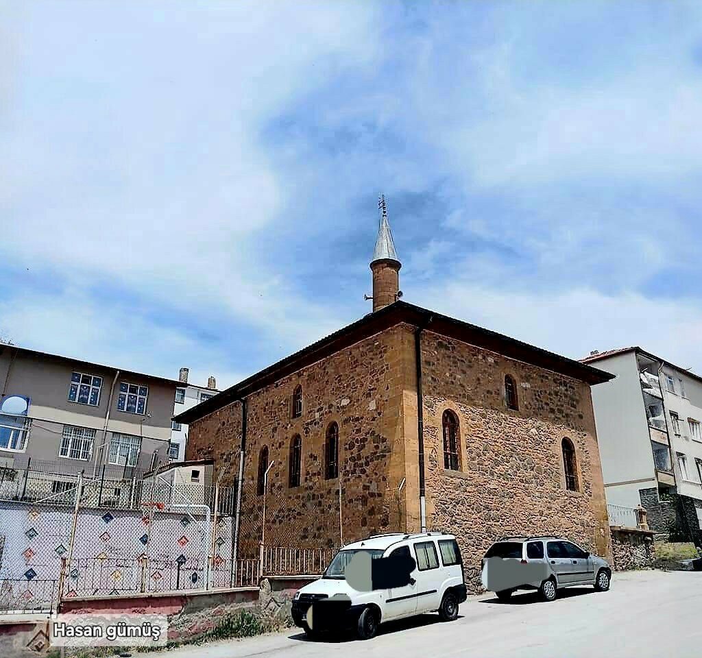 Mosque Alacaoglu Mosque, Yozgat, photo