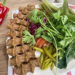 Meşhur çiğköfteci berat usta (İzmir, Torbalı, Torbalı Mah., Metropolis Bul., 125A), restaurant