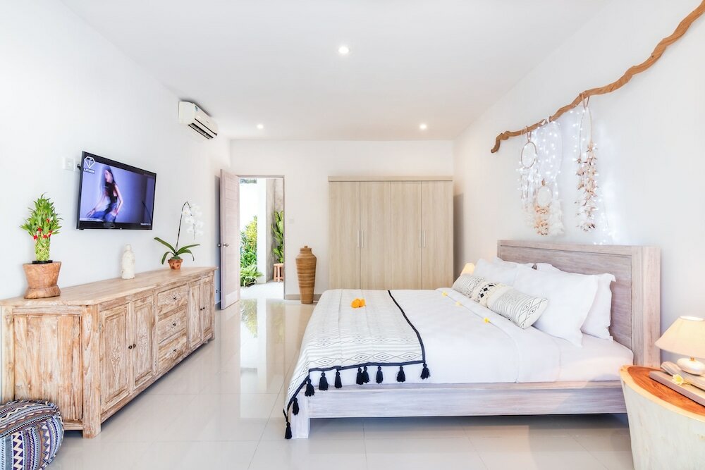 Фото Seminyak White Design Villa