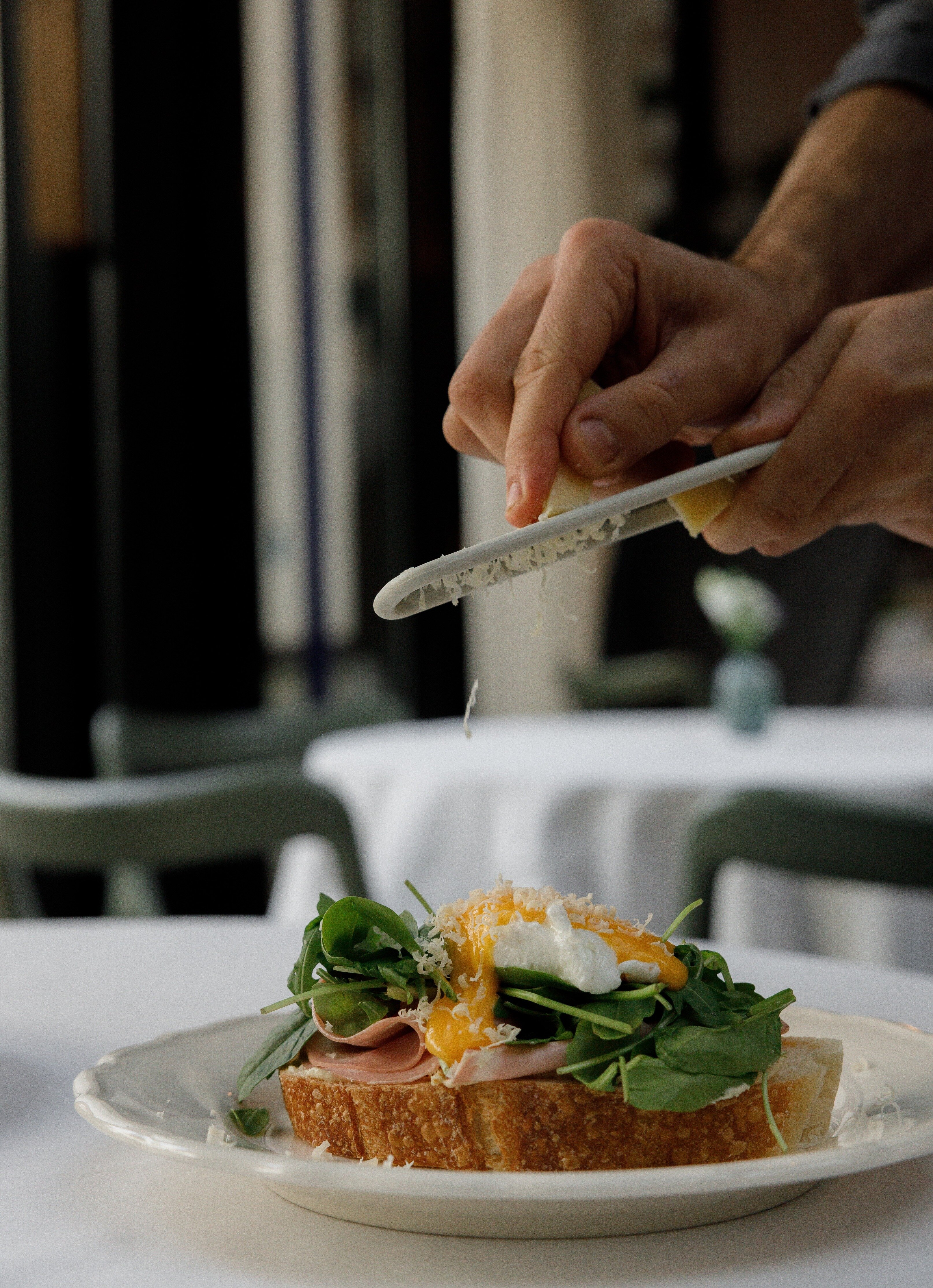 Фото Pavilion Hotel & Social Club