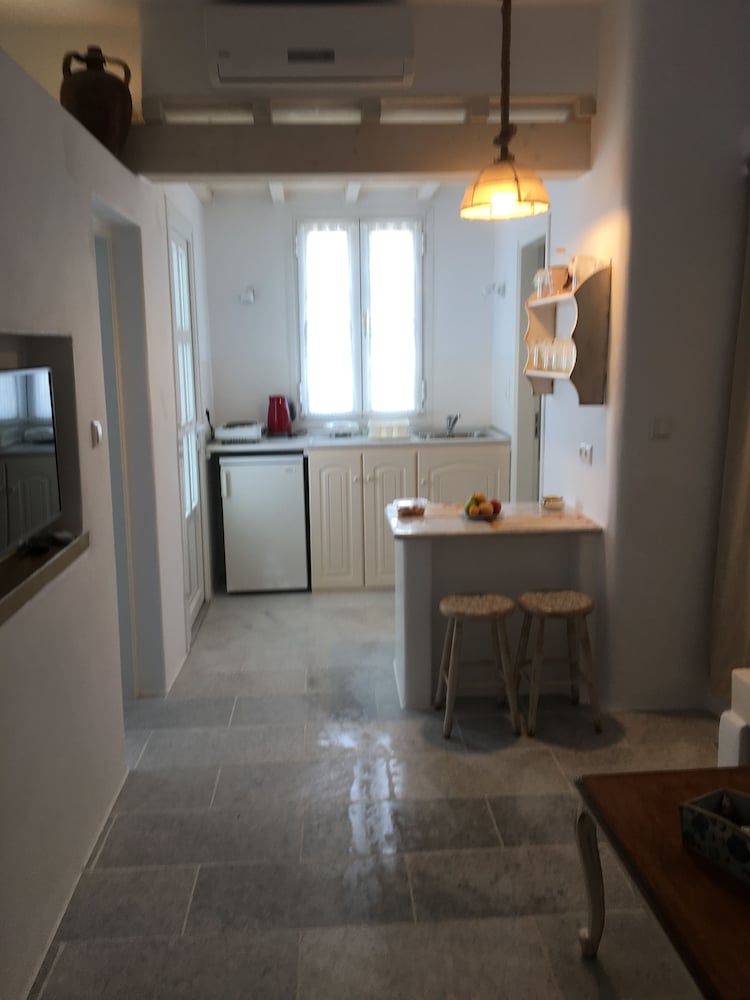 Фото Aspasia Luxury Apartments