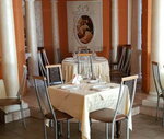 Melba (Kirova Street, 7Г) ، مقهى
