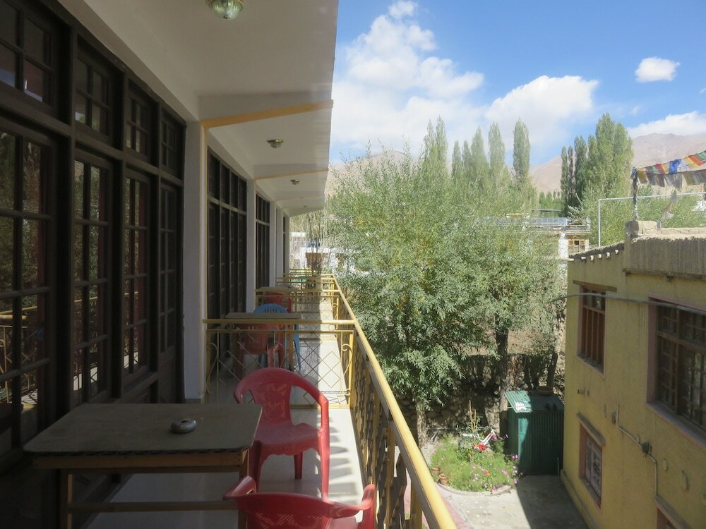 Фото Tih Hotel Maryul