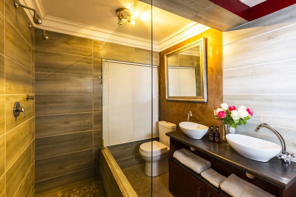 Фото Holiday Guesthouse Langebaan