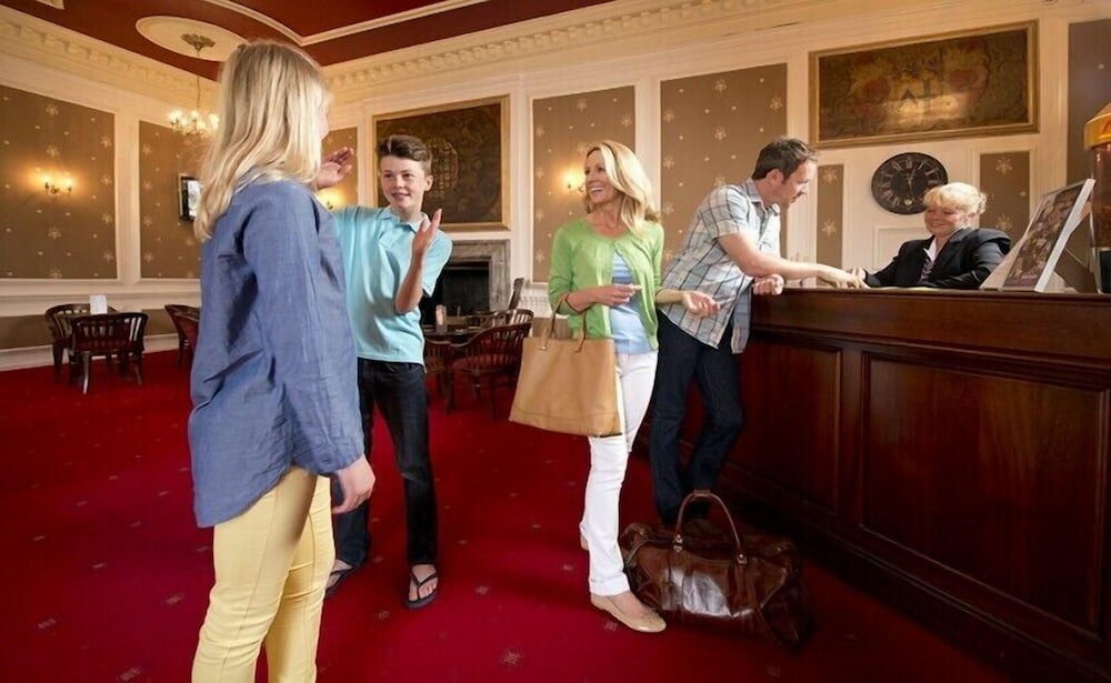 Фото Trelawne Manor Holiday Park