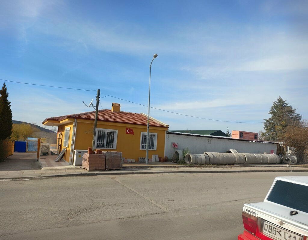 Construction equipment and machinery Gezerler Construction Building Market, Ayas, photo