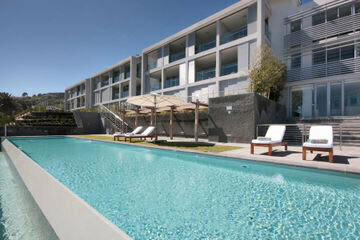 Apartments Camps Bay Luxury Studio Apartment - The Crystal, Capetown, photo