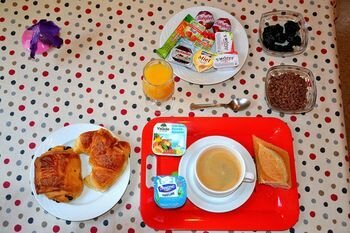 Фото Hôtel Les Bénédictins