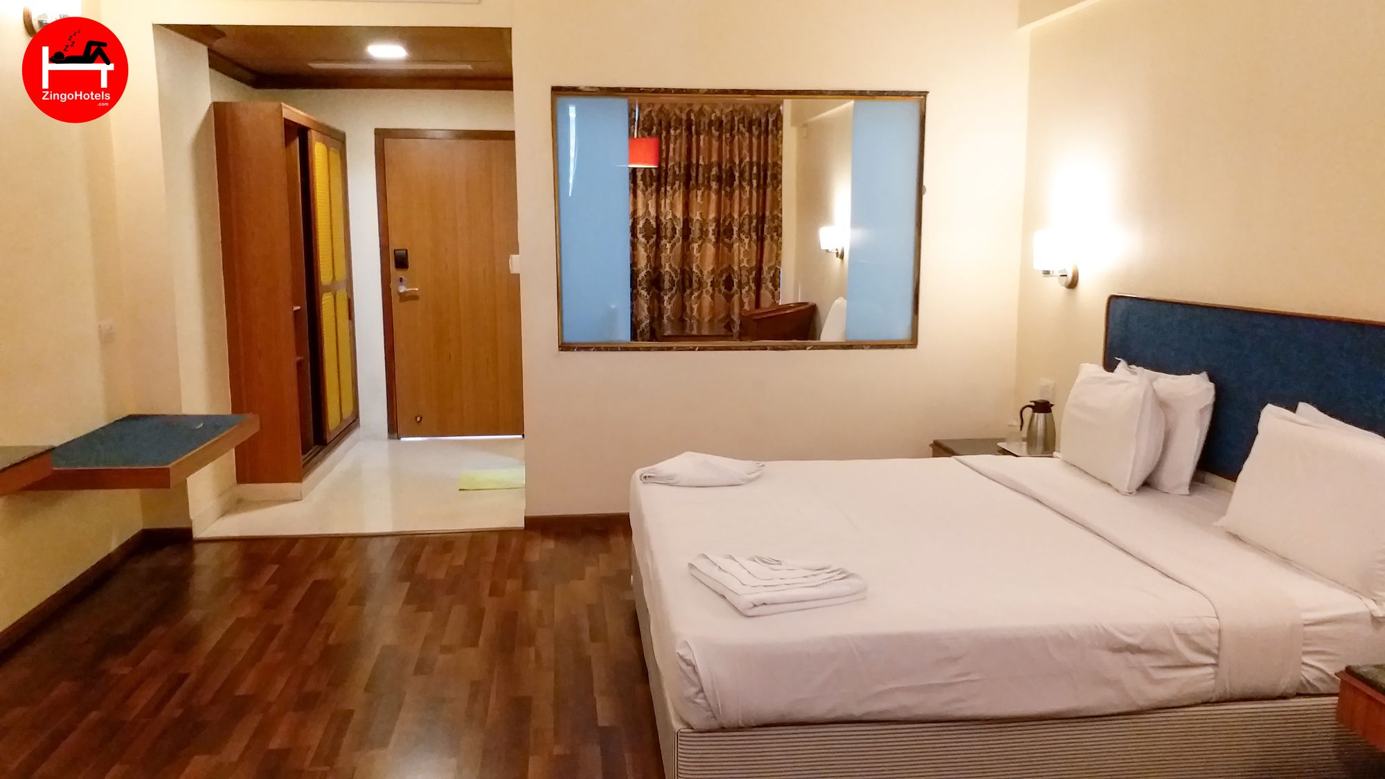 Фото Hotel Woodlands