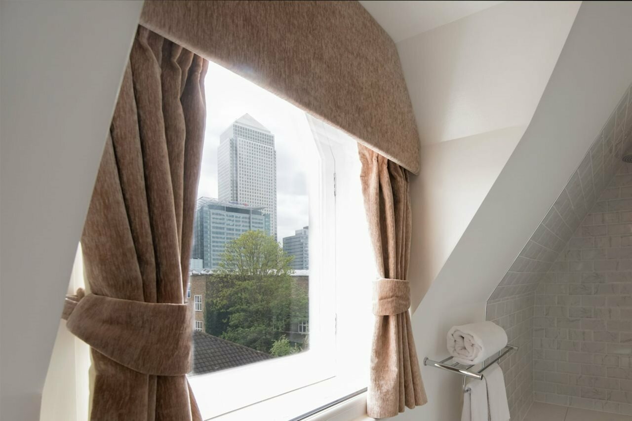 Фото Lansbury Heritage Hotel