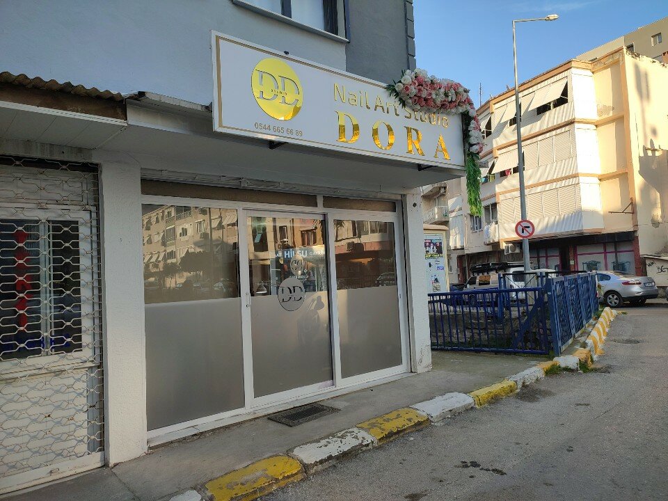 Nail Art Studio Dora