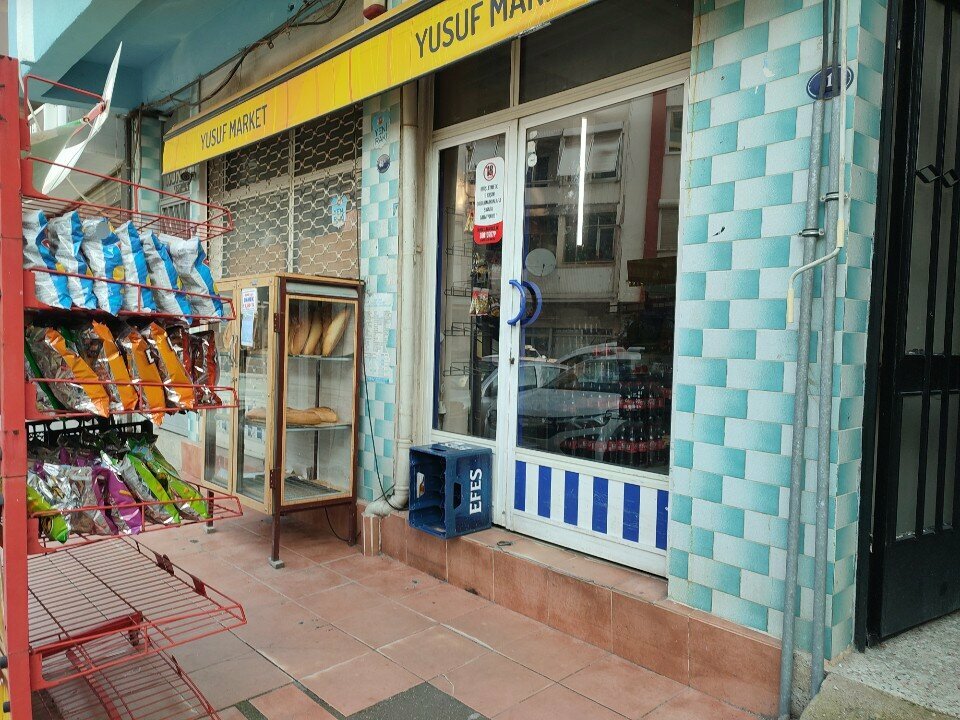 Grocery Yusuf Market, Izmir, photo