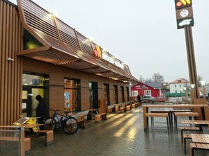 Vkusno — i tochka (Oktyabrskoy Revolyutsii Street, 246), fast food